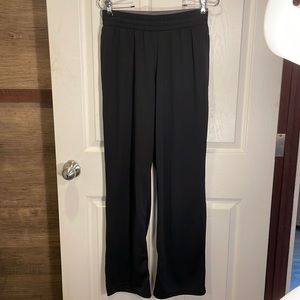 Under Armour Mens Jogging Pants- Medium